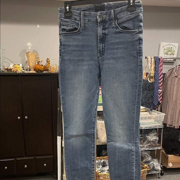 MOTHER Denim - Mother The Loafer Ankle Jeans Size 27 “The Animals” Wash Skinny Medium Wash